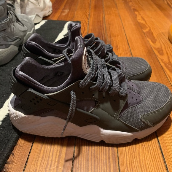 Hurraches size 7 - Picture 1 of 5